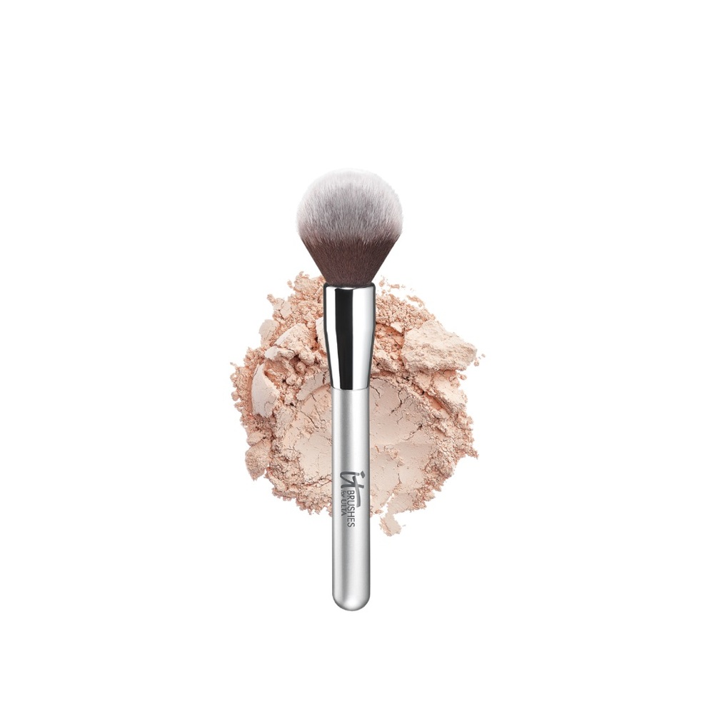 NWT IT Cosmetics #108 Airbrush Powder Wand Brush